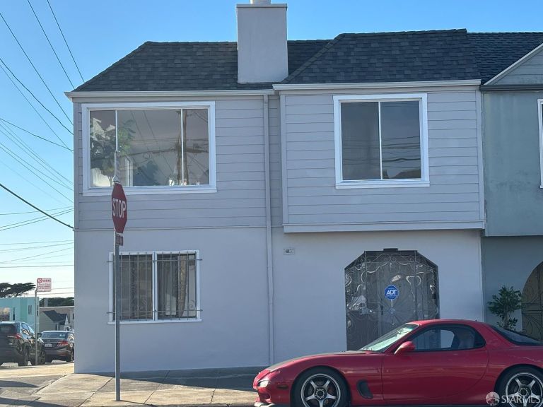 listing 2195 34th ave 768x576