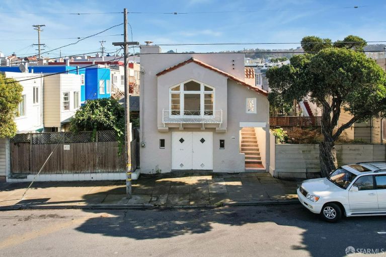 listing 2921 alemany blvd 768x511