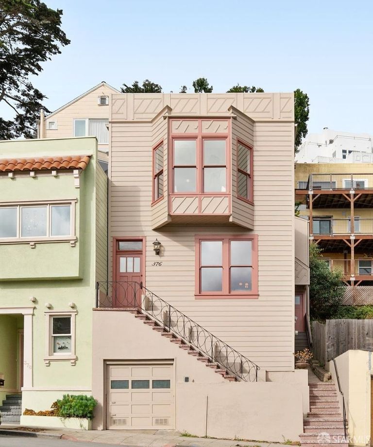 listing 376 corbett ave 768x919