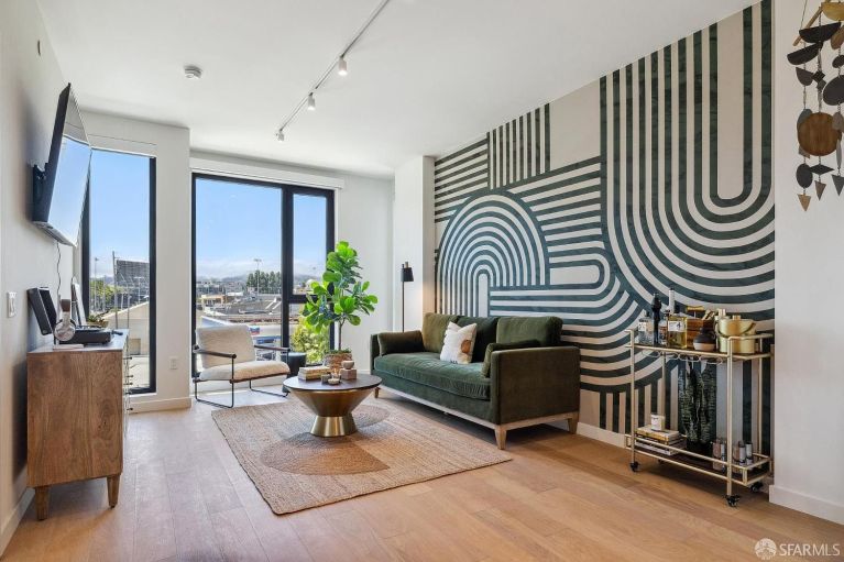 listing 988 harrison st 208 768x511