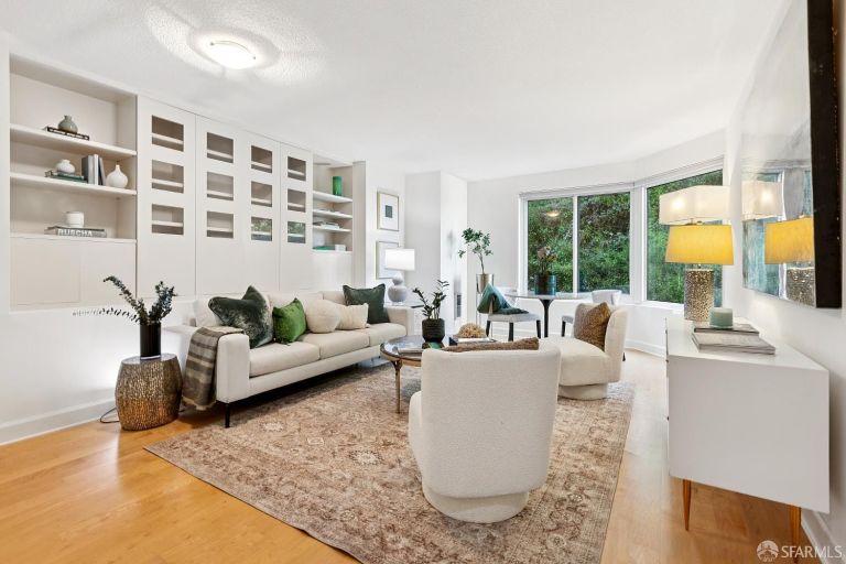 listing 111 chestnut st 304 768x512
