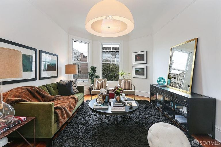 listing 1110 page st 768x512
