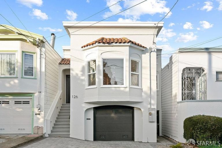 listing 126 staples ave 768x512