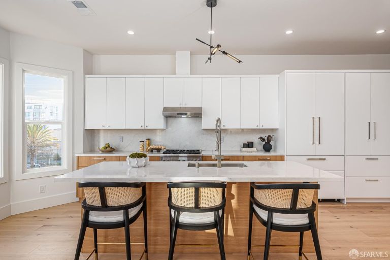 listing 1402 broadway 768x512