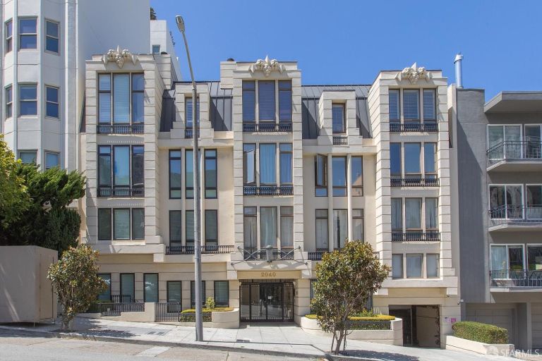 listing 2040 broadway st 102 768x512