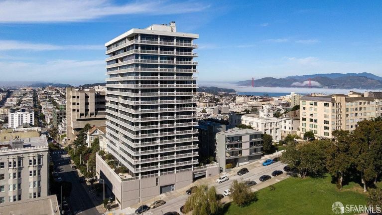 listing 2200 sacramento st 403 768x431