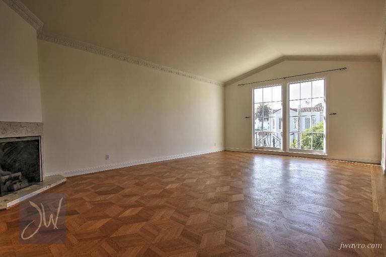 listing 2229 beach st 768x511