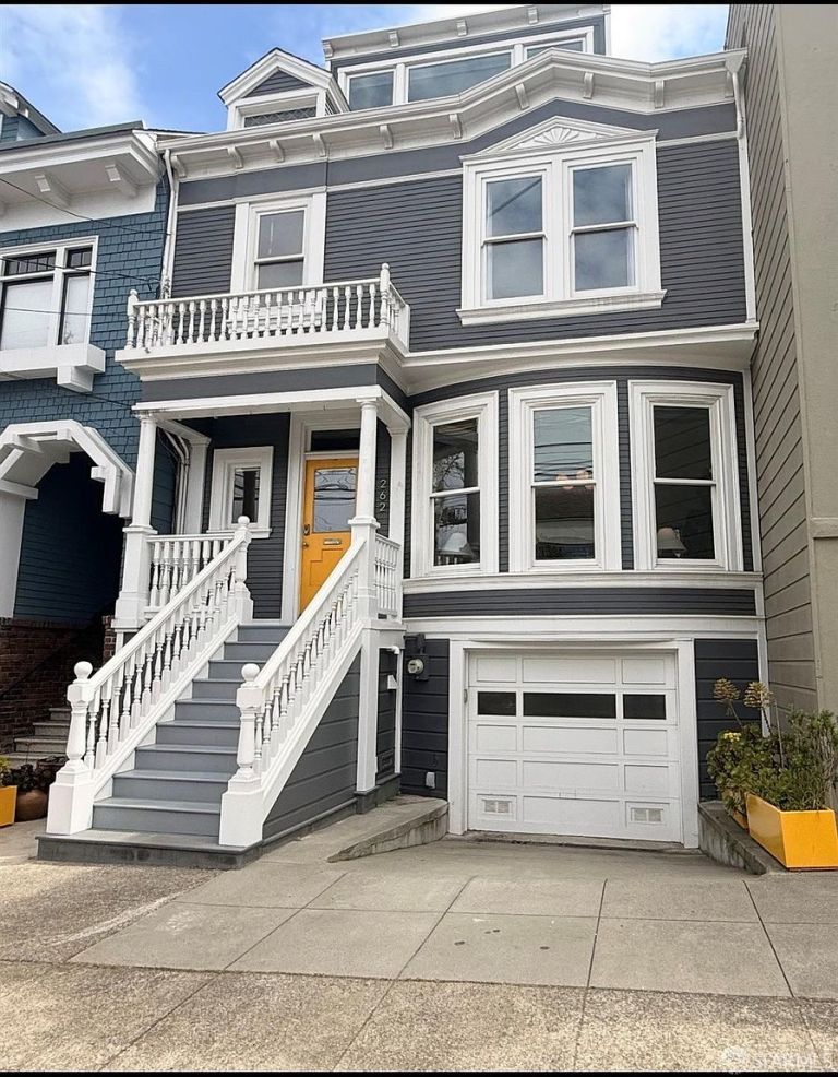 listing 262 15th ave 768x986