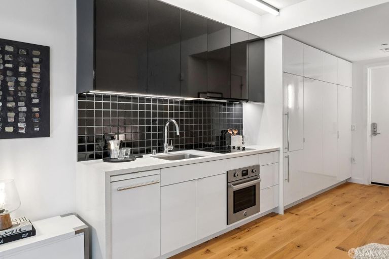 listing 388 fulton st 204 768x511
