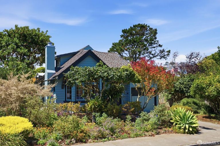 listing 885 head st 768x512