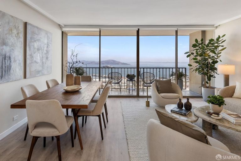 listing 999 green st 2403 768x512