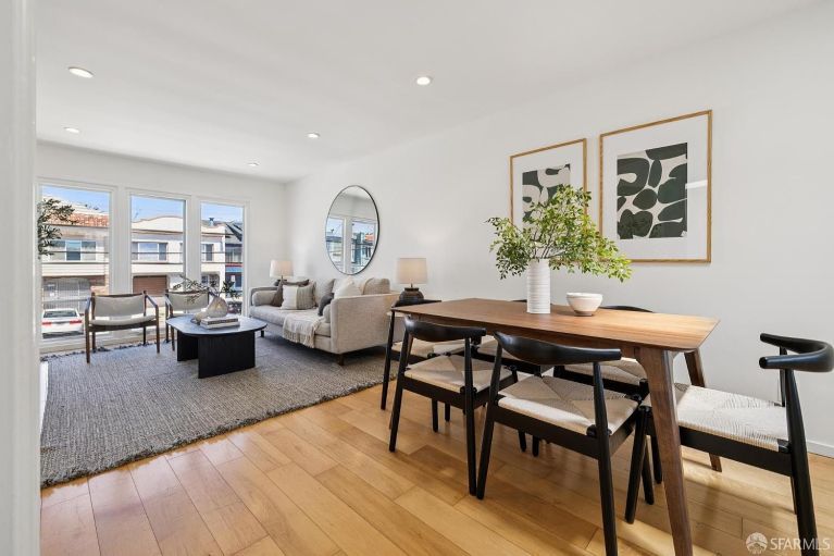 listing 1571 van dyke ave 768x511