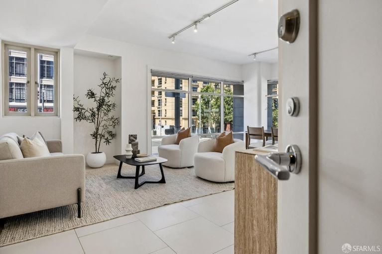 listing 1868 van ness ave 202 1 768x511