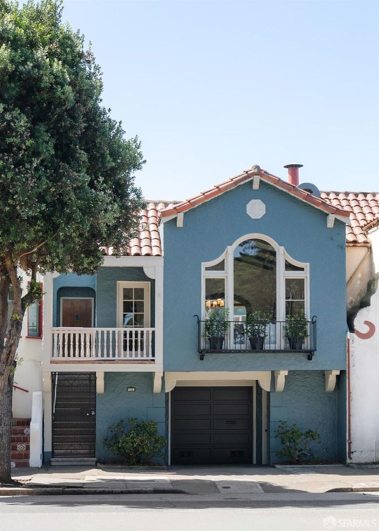 listing 2315 lincoln way 768x1074