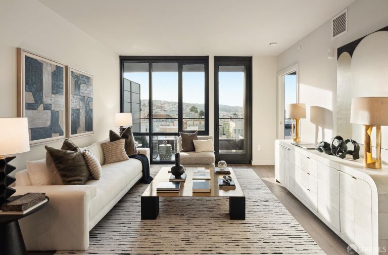 listing 2525 van ness ave 602 768x504