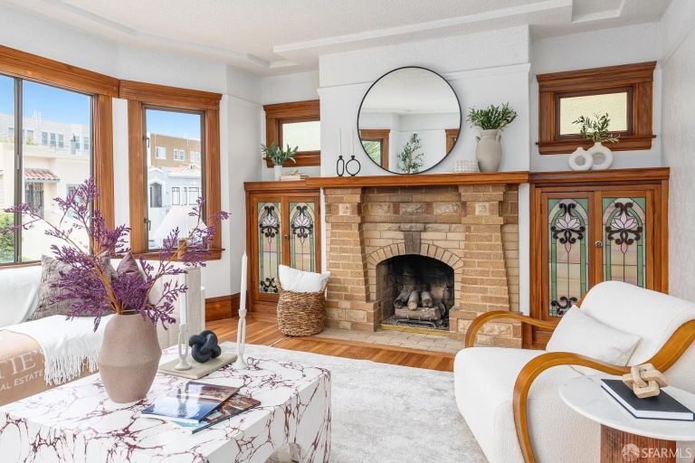 listing 300 avila st 768x512