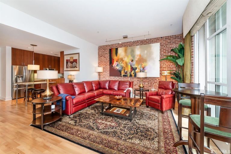 listing 333 grant ave 301 768x511
