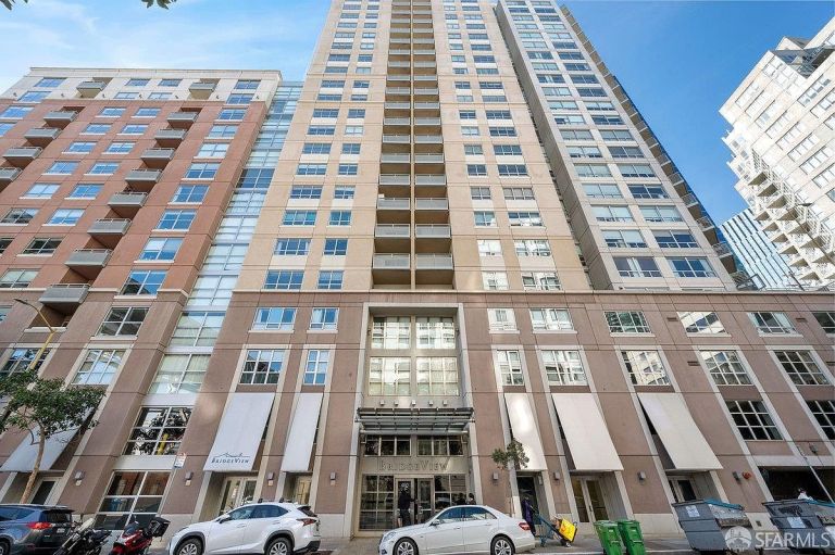 listing 400 beale st 701 768x511