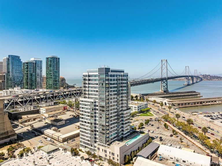listing 501 beale st unit 15h 768x575