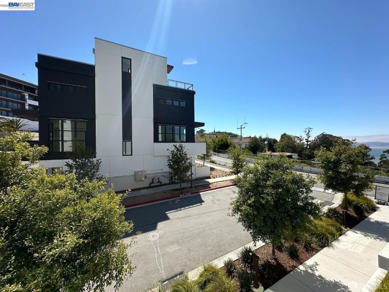 listing 1 bristol ct 302 768x576
