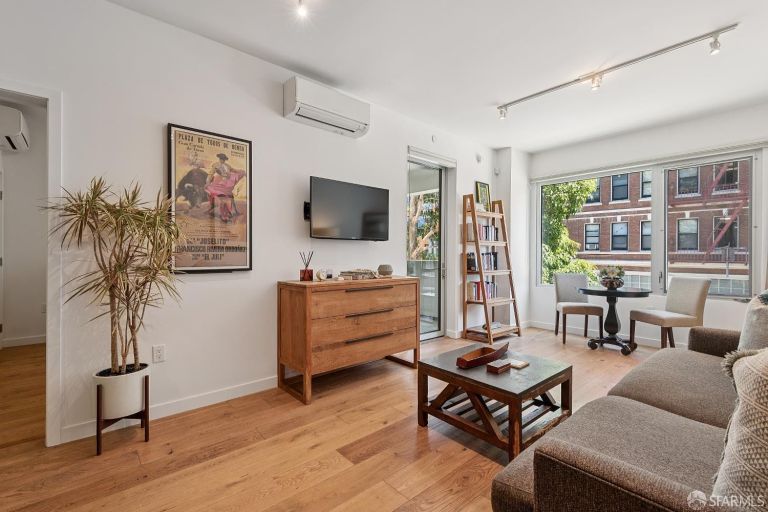 listing 11 franklin st 202 1 768x512