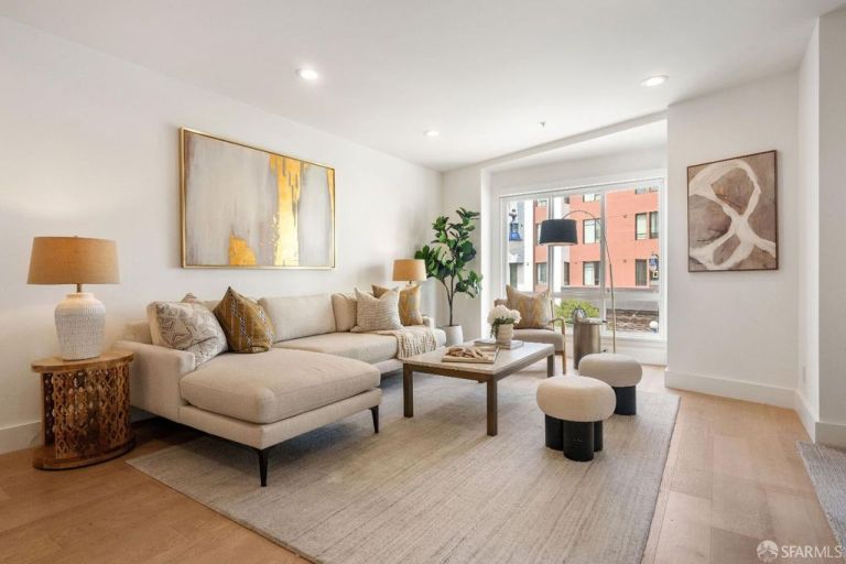 listing 1117 ocean ave 309 768x512