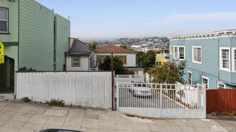 listing 1465 oakdale ave 768x431