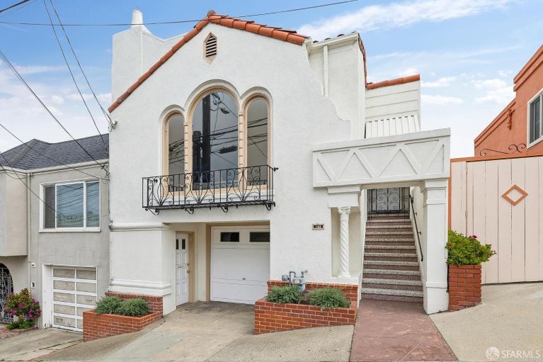 listing 162 seneca ave 768x511