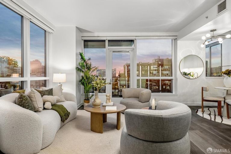 listing 1688 pine st unit e1111 768x511