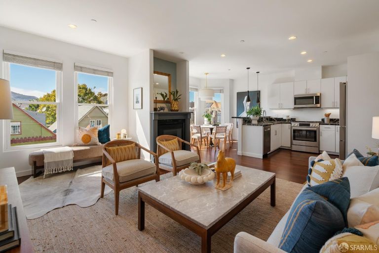 listing 199 tiffany ave 304 768x512