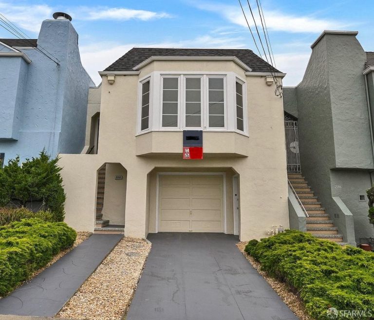 listing 2582 30th ave 768x657