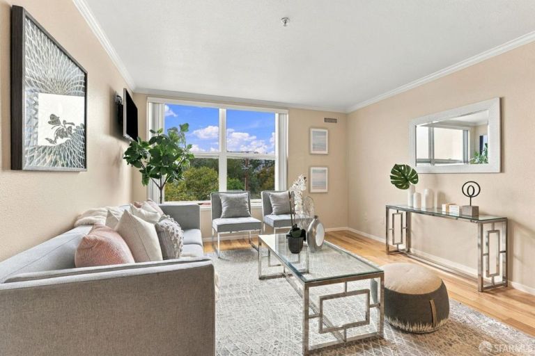 listing 3981 alemany blvd 302 768x512