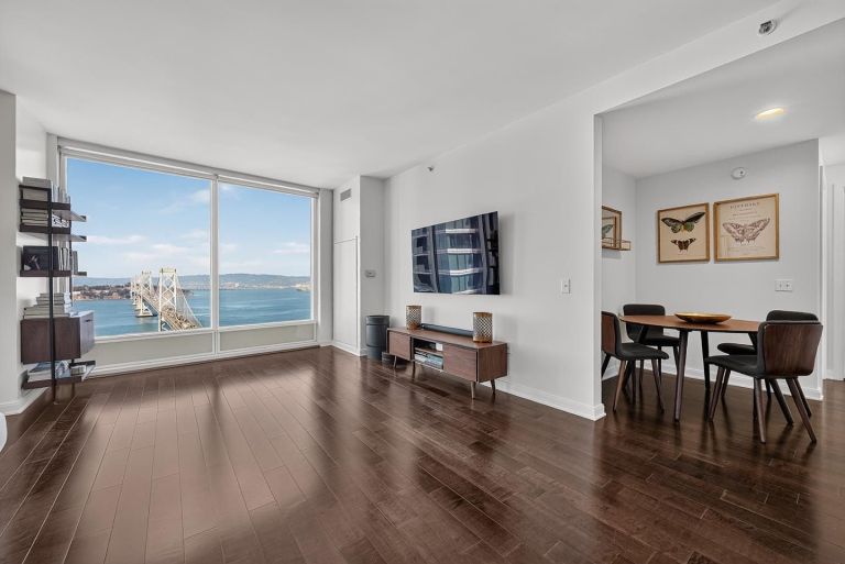 listing 425 1st st 3201 1 768x513