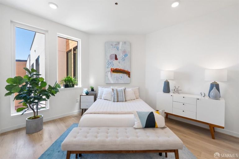 listing 52 kirkwood ave 319 768x512