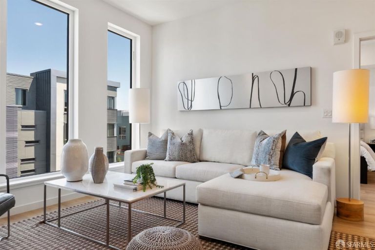 listing 52 kirkwood ave 412 768x512