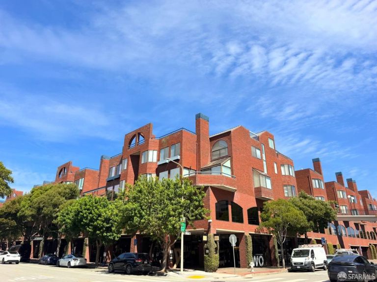 listing 640 davis st 5 768x576