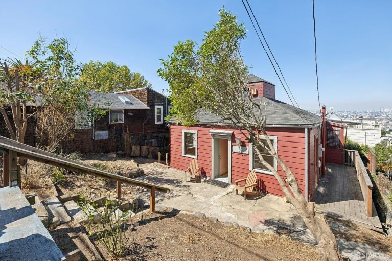 listing 150 montcalm st 1 768x511