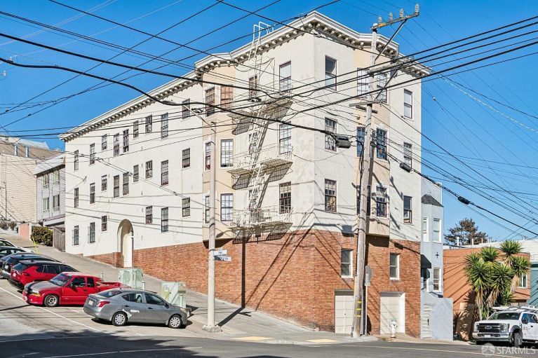 listing 1595 noe st 1 768x511