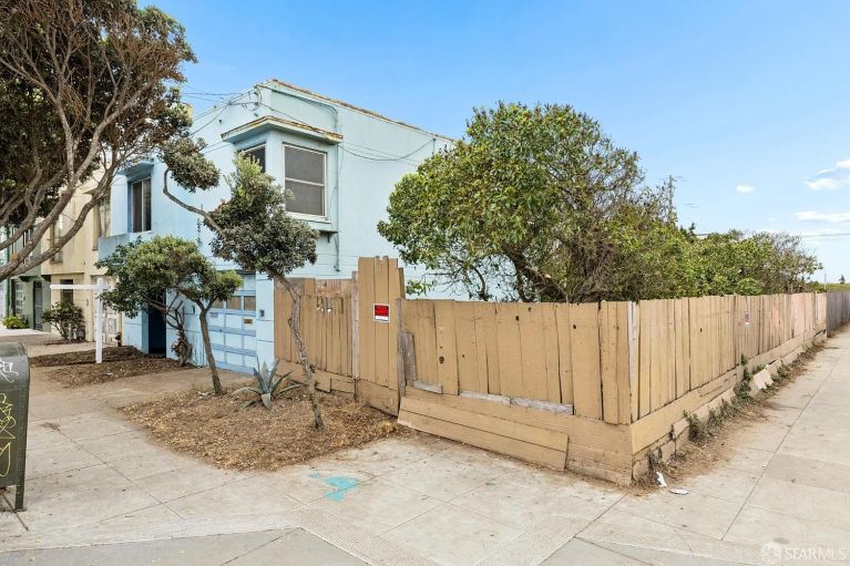 listing 1901 48th ave 2 1 768x511