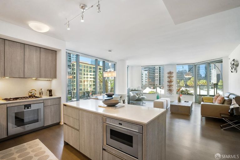 listing 318 main st unit 5b 1 768x511