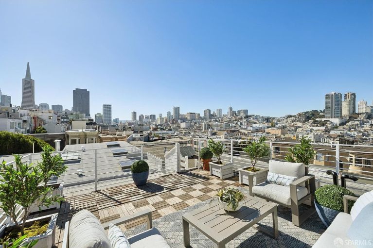 listing 380 union st unit b 1 768x511