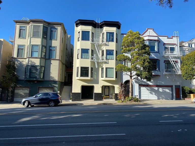 listing 414 lake st 1 768x576