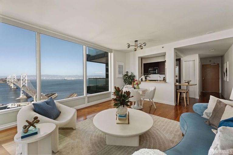 listing 425 1st st 3307 2 1 768x511