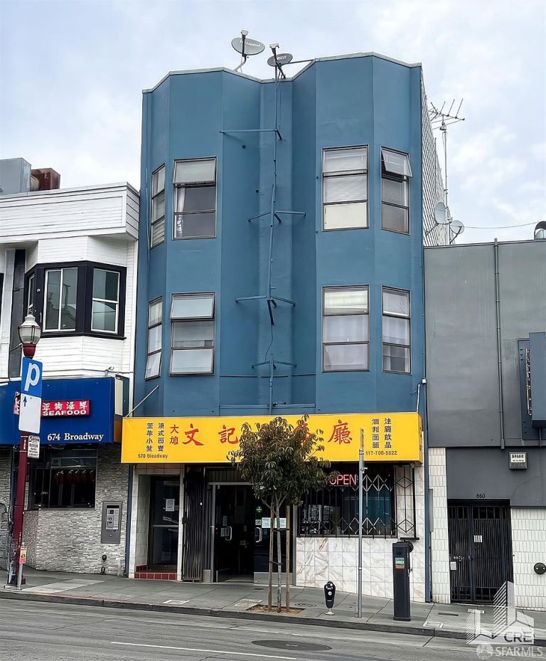 listing 670 broadway 1 768x929