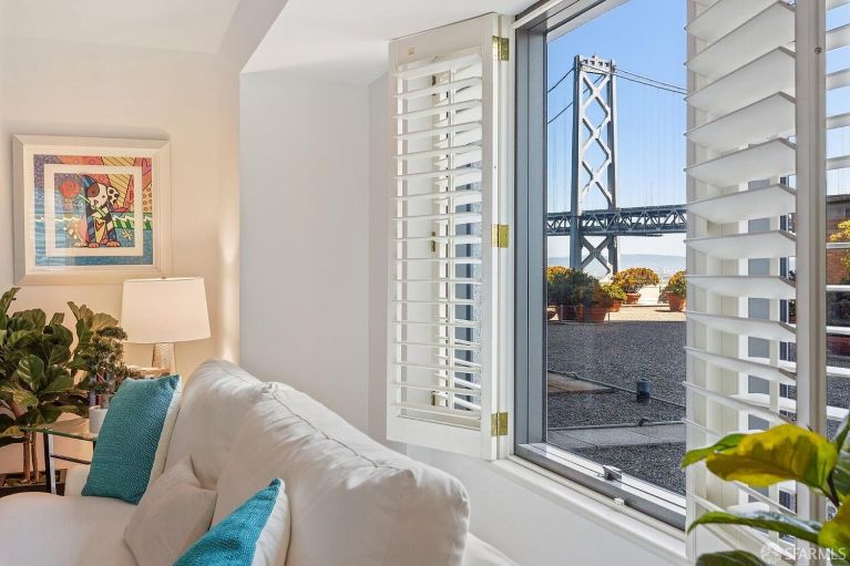 listing 75 folsom st 801 2 1 768x511